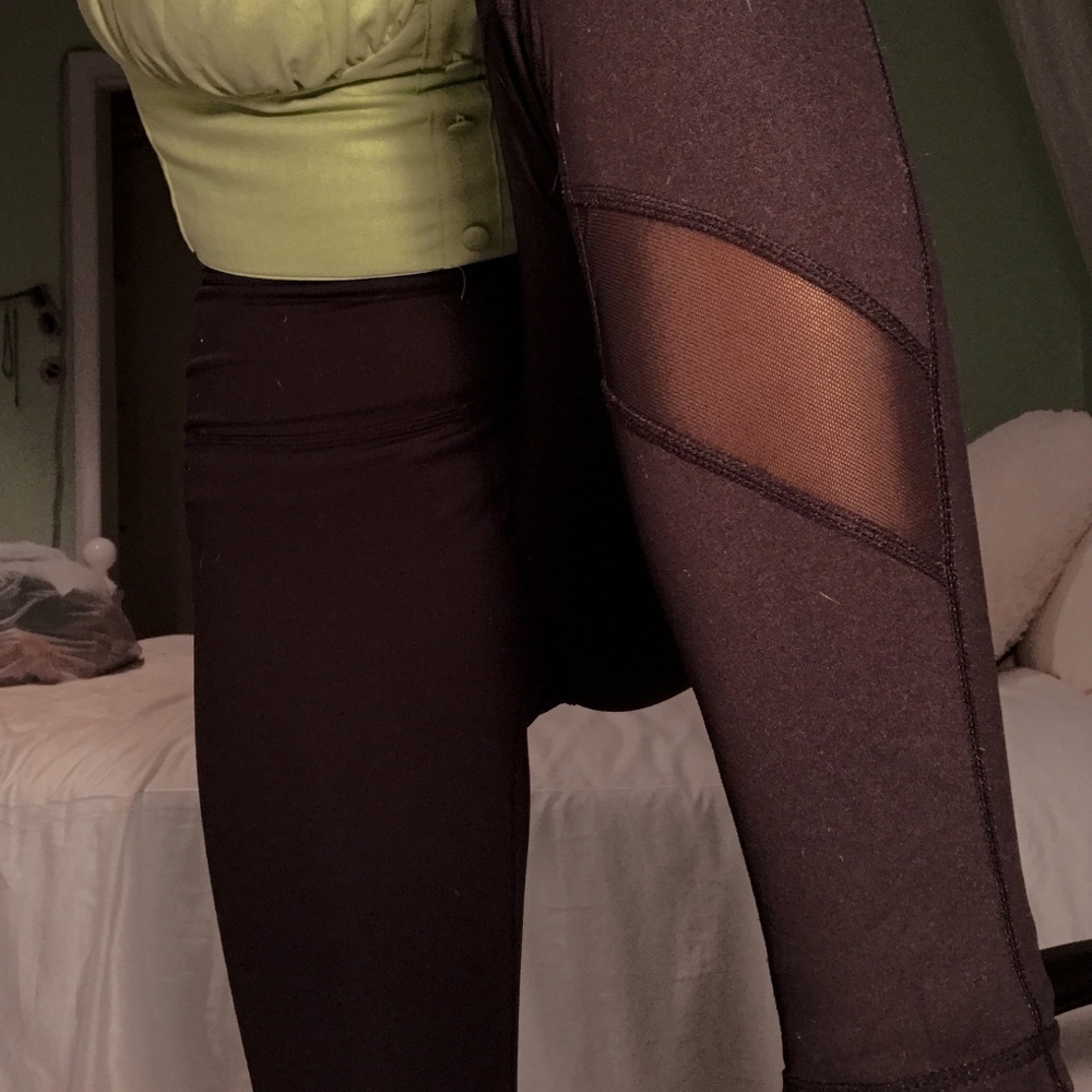 black leggings